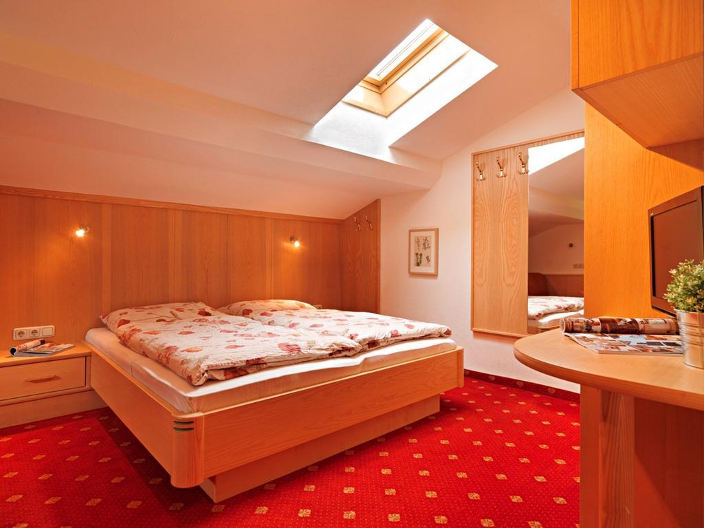 Ferienwohnung Saalbach Fieberbrunn Phòng bức ảnh