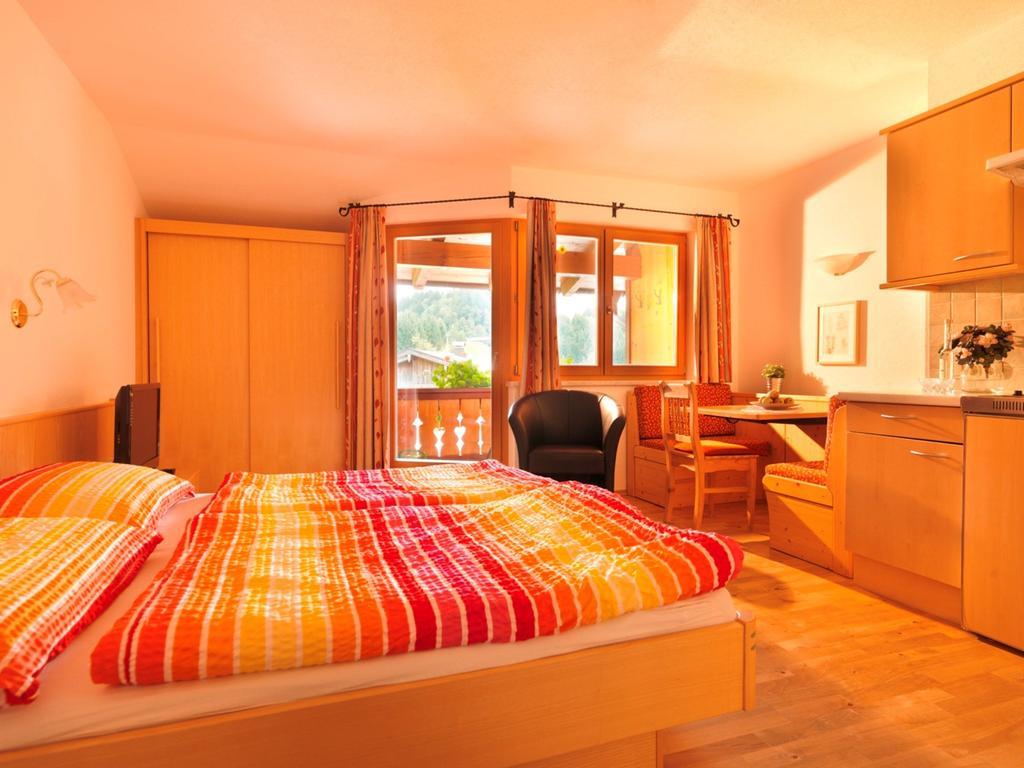 Ferienwohnung Saalbach Fieberbrunn Phòng bức ảnh